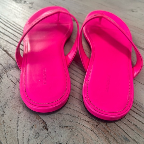 Balenciaga Neon Pink Women's Sandals thong size 39 - Picture 7 of 12